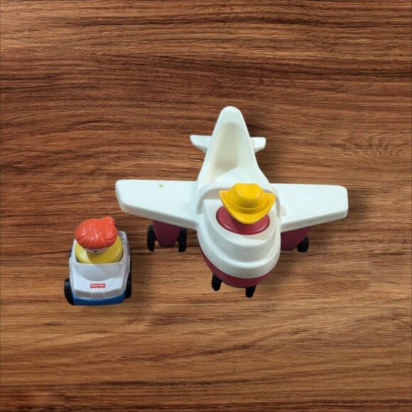 Fisher-Price Little People Vintage Airplane & Car Playset W/ Figures Fun Retro C - Picture 2 of 9
